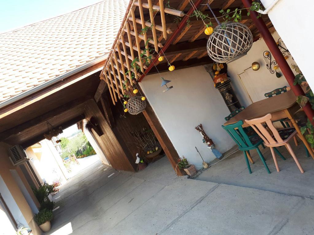 Legenda Anotimpurilor Villa Alma Exterior photo